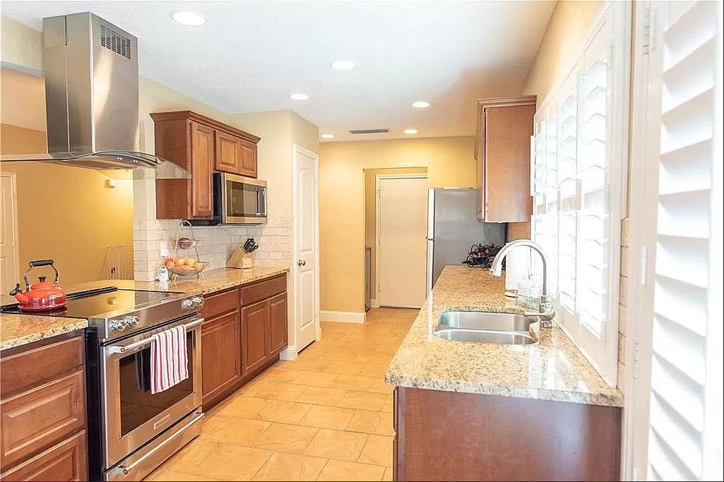 3317 Newkirk Dr #NA - Photo 7 of 21
