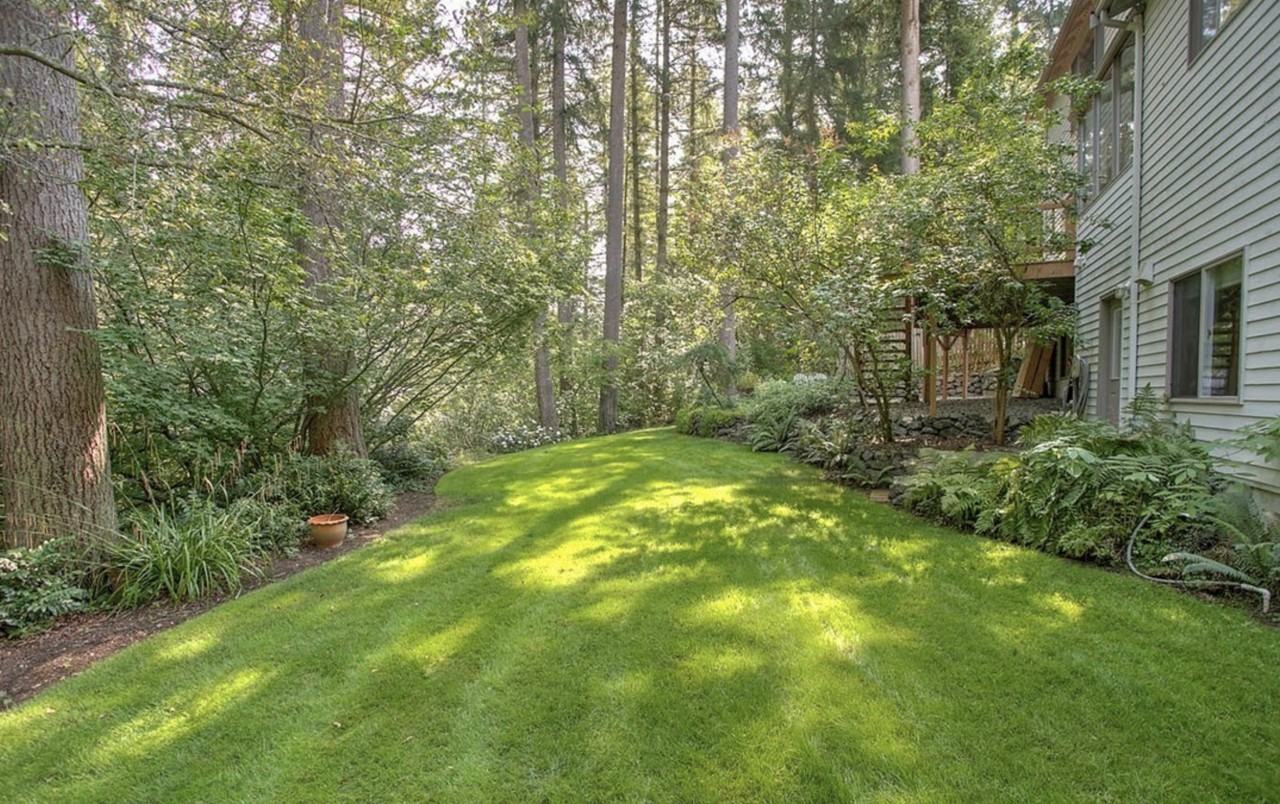 24518 Se 42nd Pl #B - Photo 3 of 11