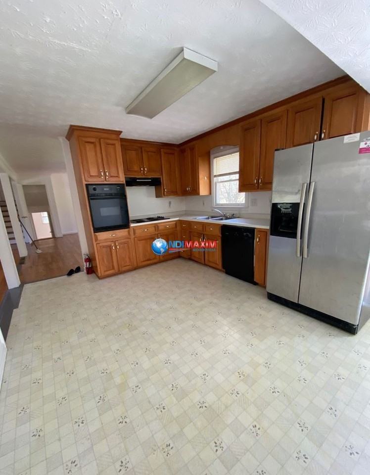 651 Oneta Dr - Photo 3 of 14