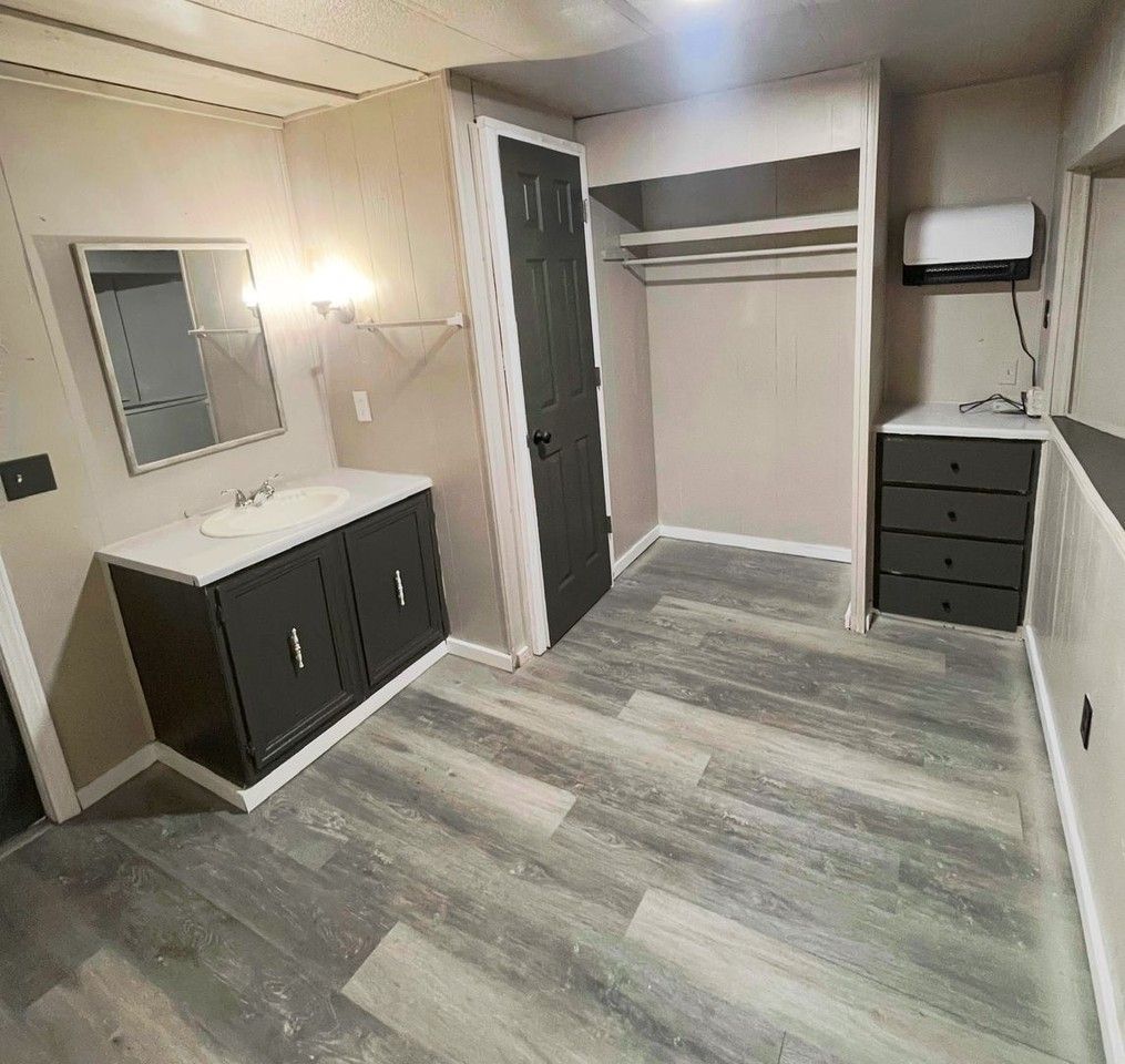 36 Birchwood Ct - Photo 2 of 14