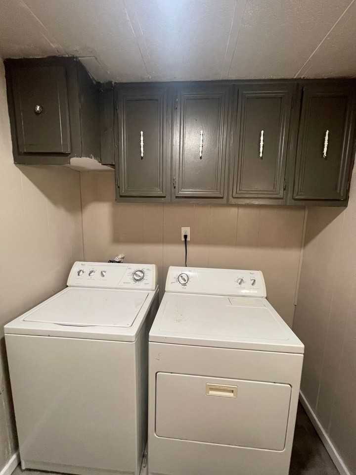 36 Birchwood Ct - Photo 3 of 14