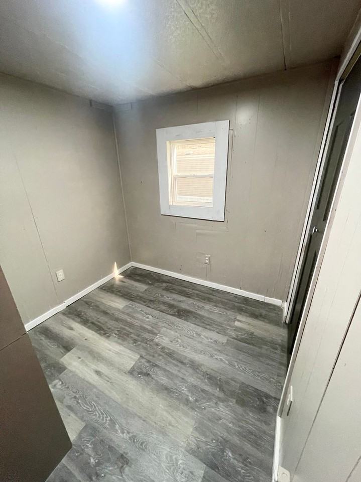 36 Birchwood Ct - Photo 4 of 14