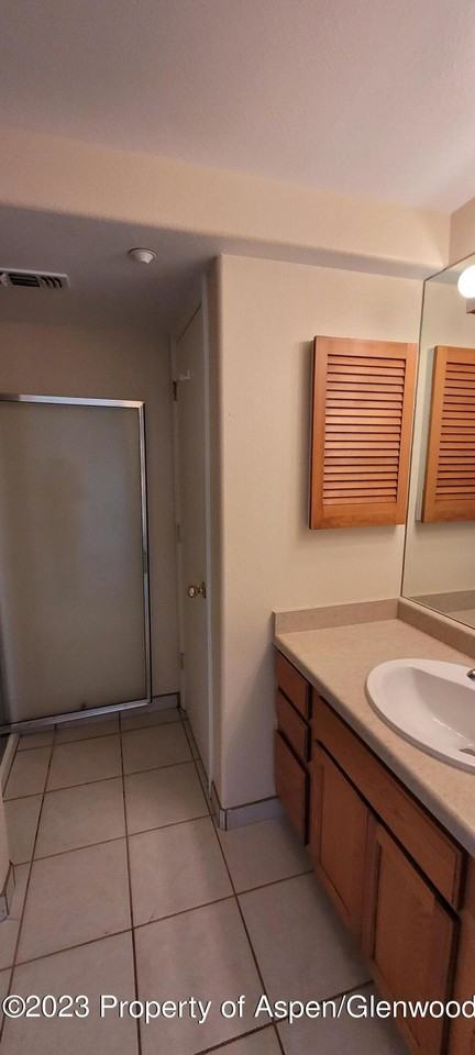 796 Castle Valley Blvd #H - Photo 4 of 7