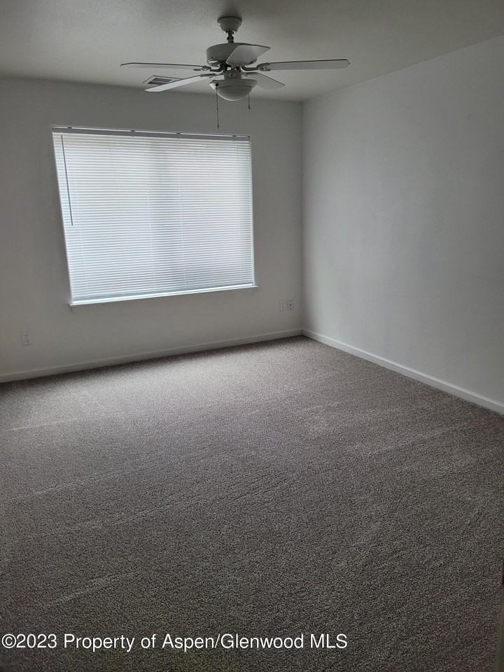 796 Castle Valley Blvd #H - Photo 6 of 7