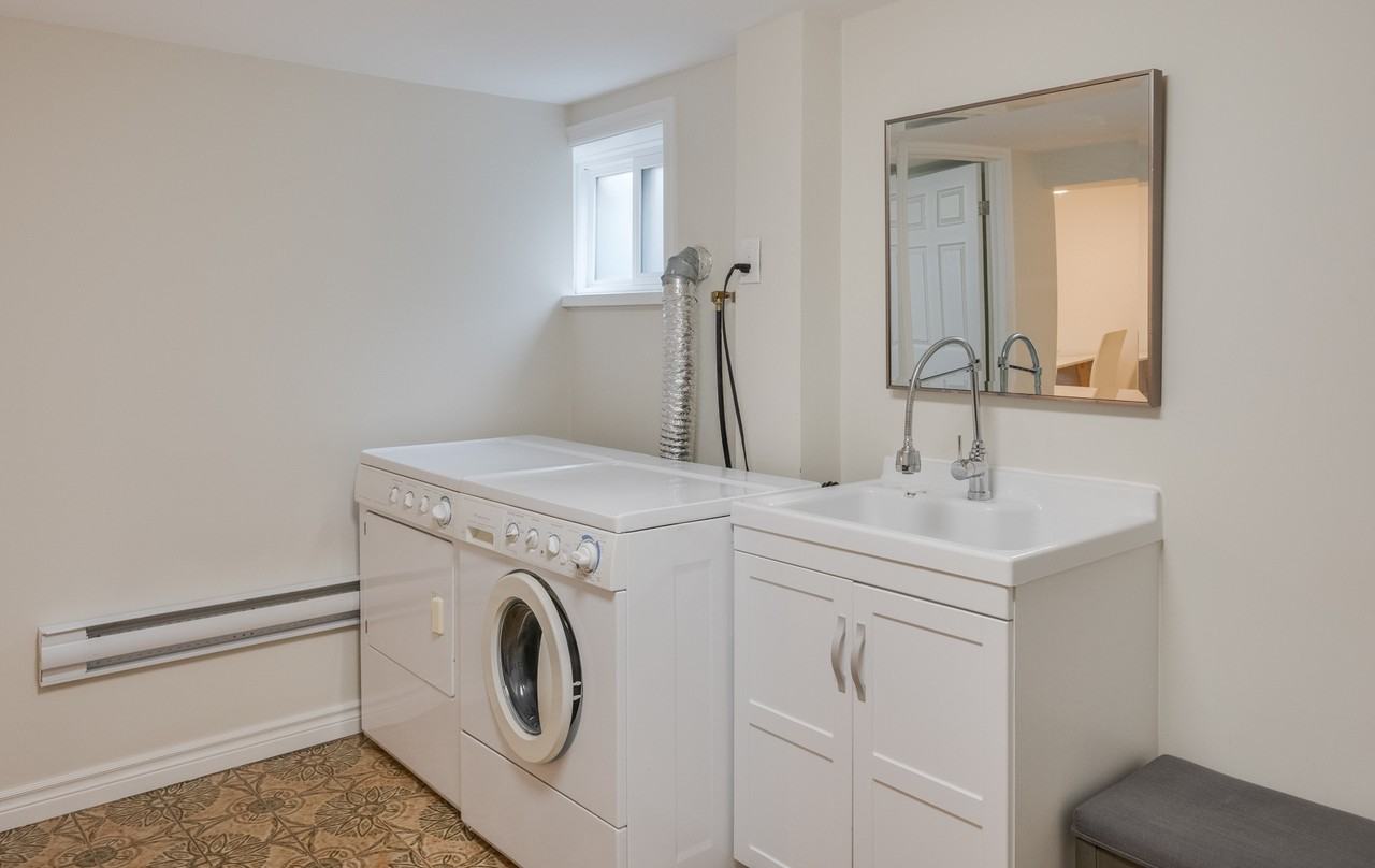 45 Rusholme Park Crescent - Photo 3 of 30