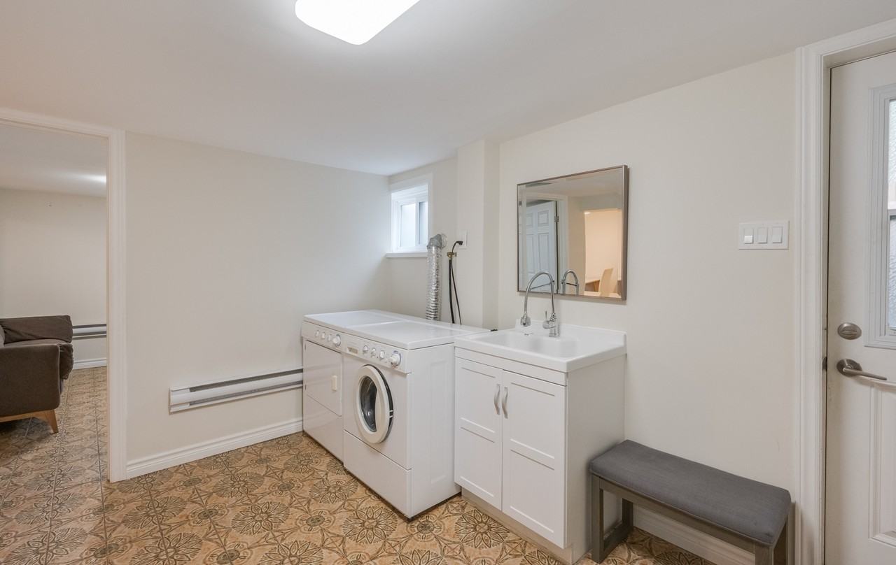 45 Rusholme Park Crescent - Photo 4 of 30