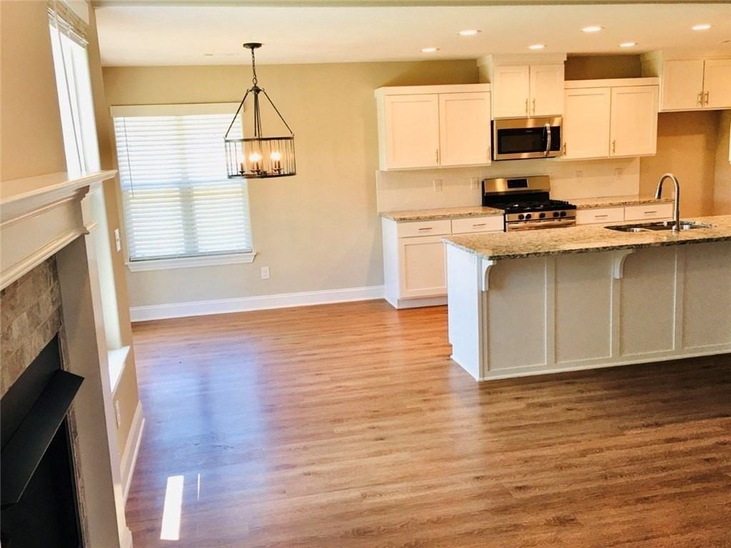 4367 E Black Canyon St - Photo 5 of 15