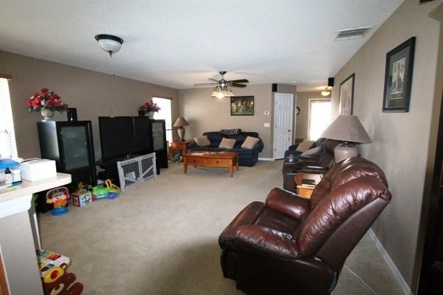 3829 Klondike Pl - Photo 2 of 14