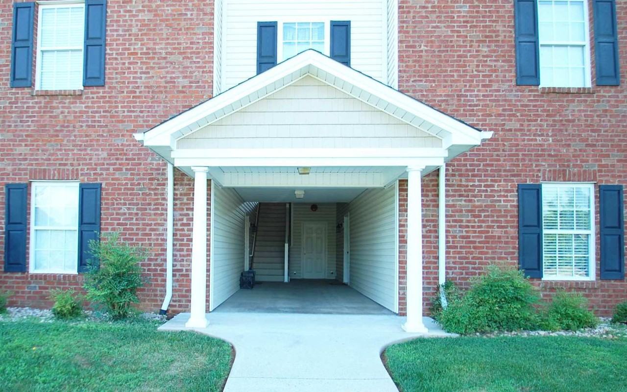102 Capstone Dr #303 - Photo 3 of 5