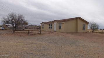 featured image of 37709 N 17th Pl