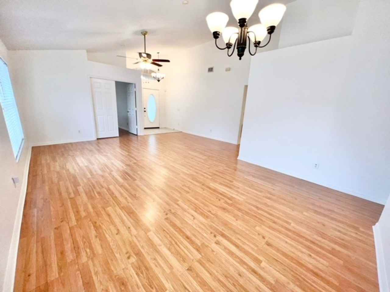 4403 Brookdale Ct - Photo 6 of 27