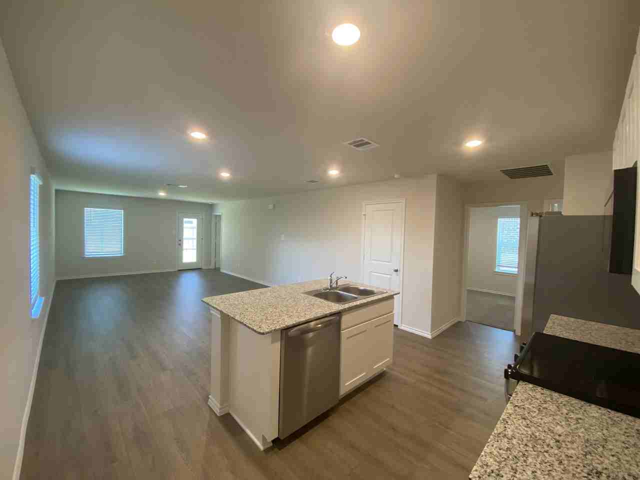 1818 Potomac Ln #1 - Photo 5 of 15