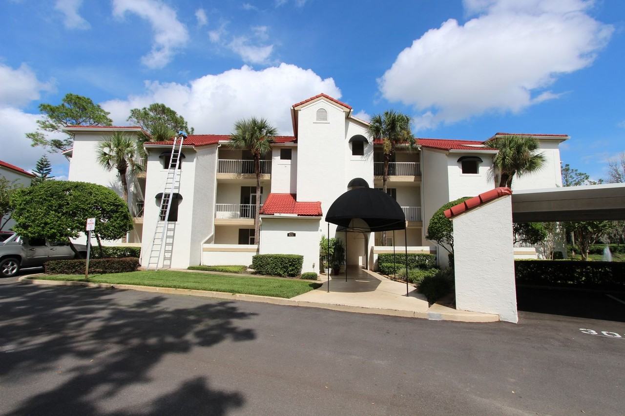 451 Hamptoncrest Cir