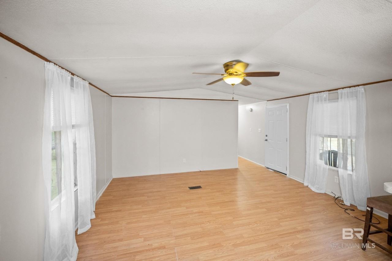 12411 County Road 91 - Photo 5 of 23