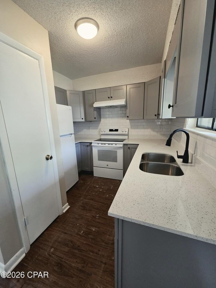 179 Reagan Rd #B3 - Photo 3 of 12