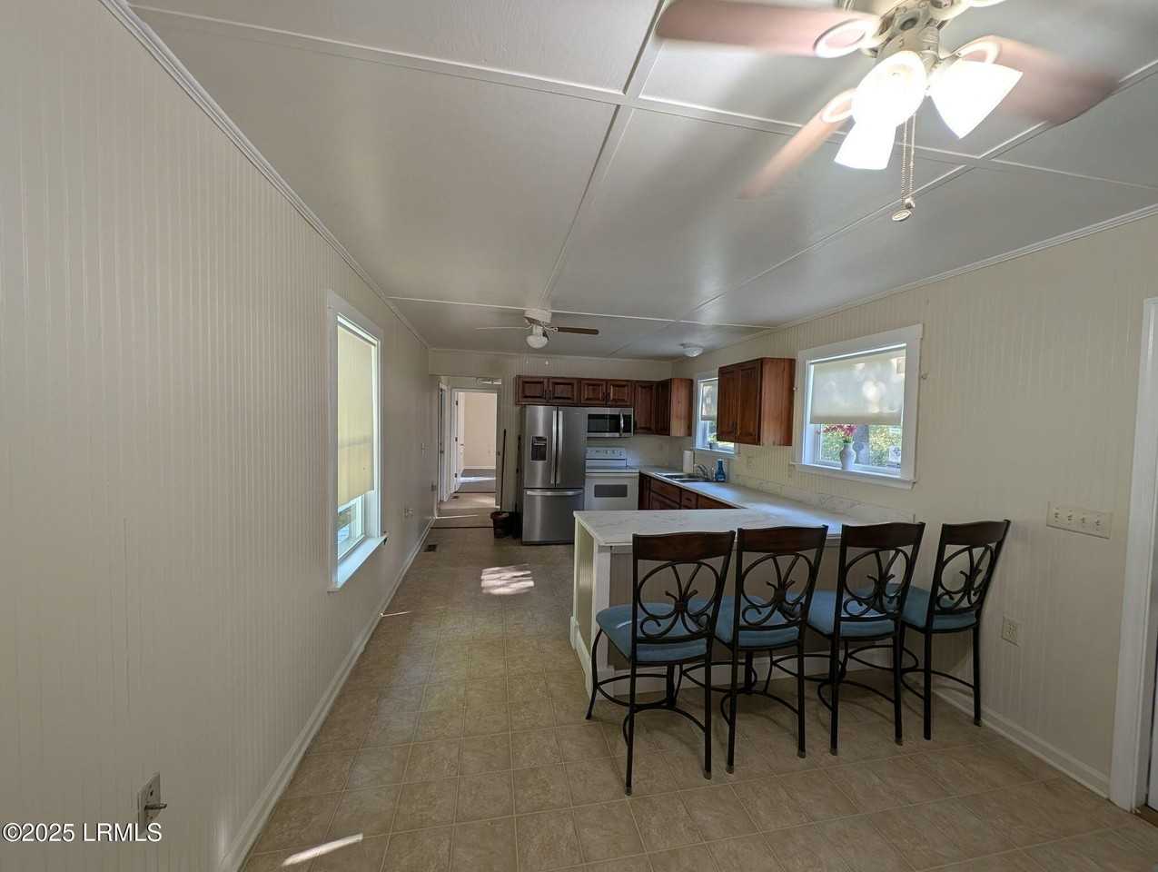 3307 Powell Dr - Photo 6 of 13