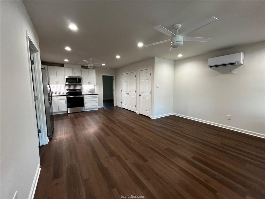 10330 N Dowling Rd - Photo 2 of 10