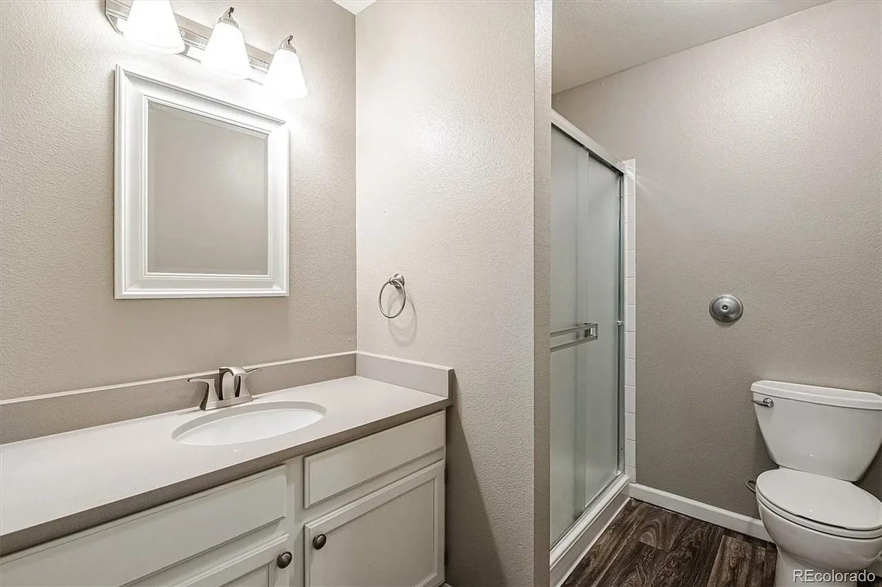701 Canyon Dr - Photo 2 of 5