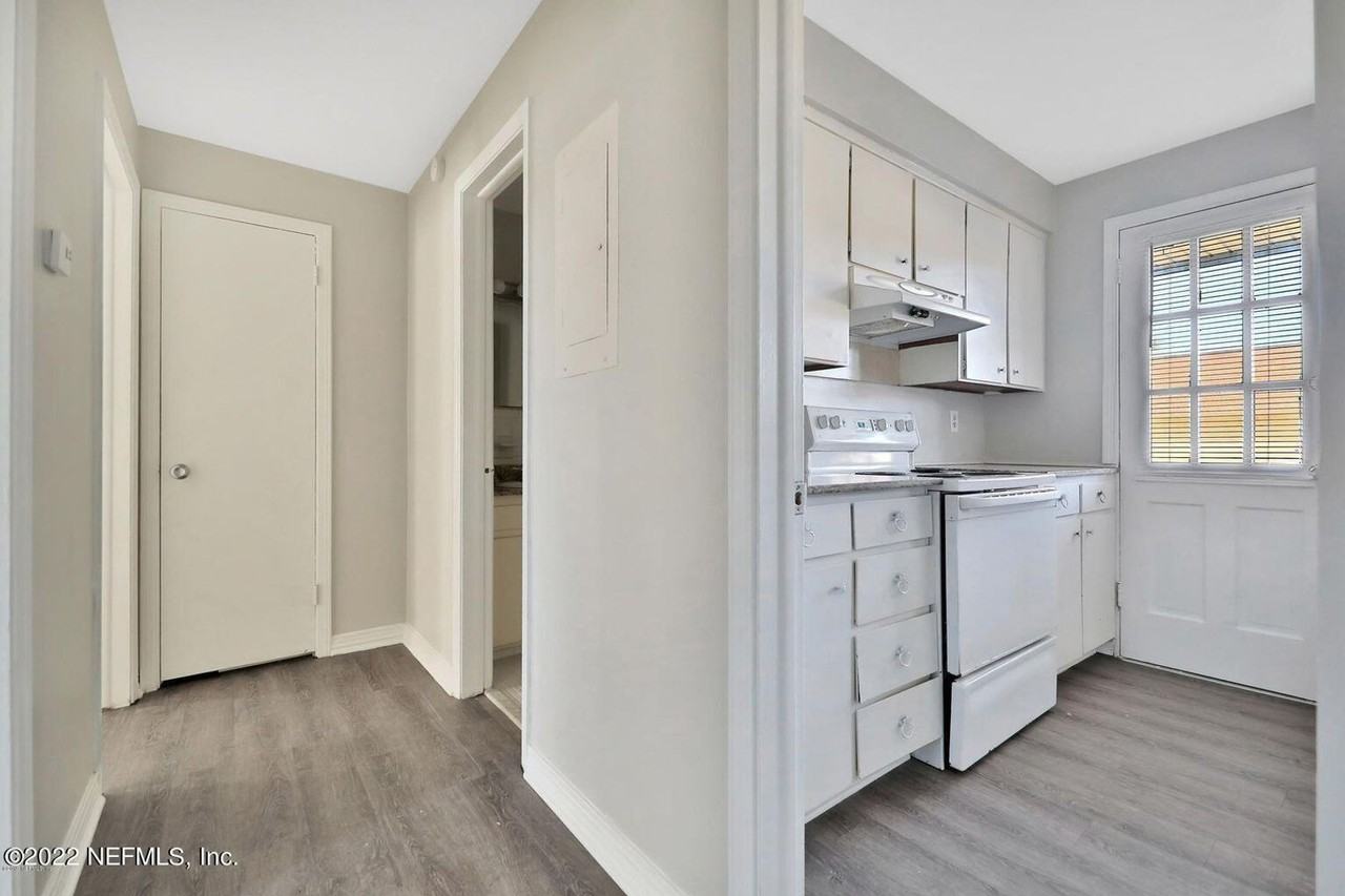 7346 El Barco Rd #8 - Photo 7 of 18