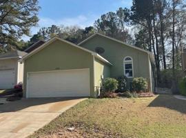 featured image of 1420 Maplebrook Dr