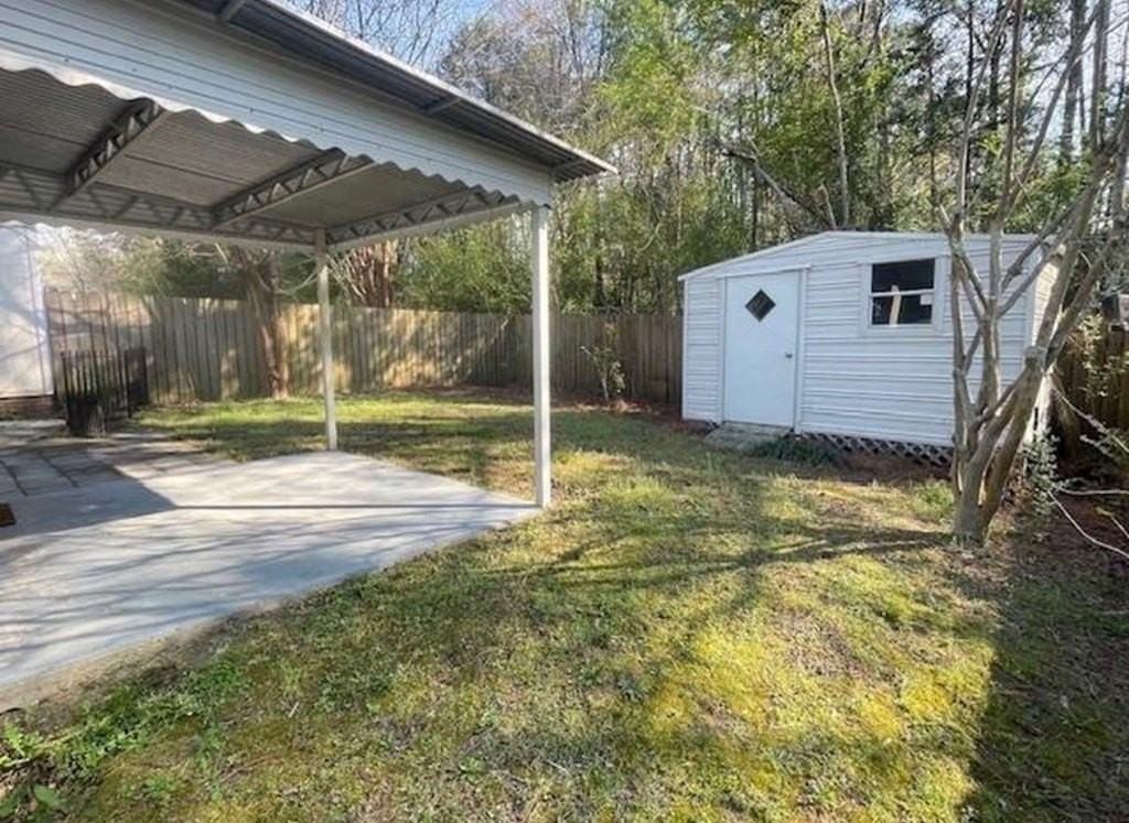 1420 Maplebrook Dr - Photo 4 of 20