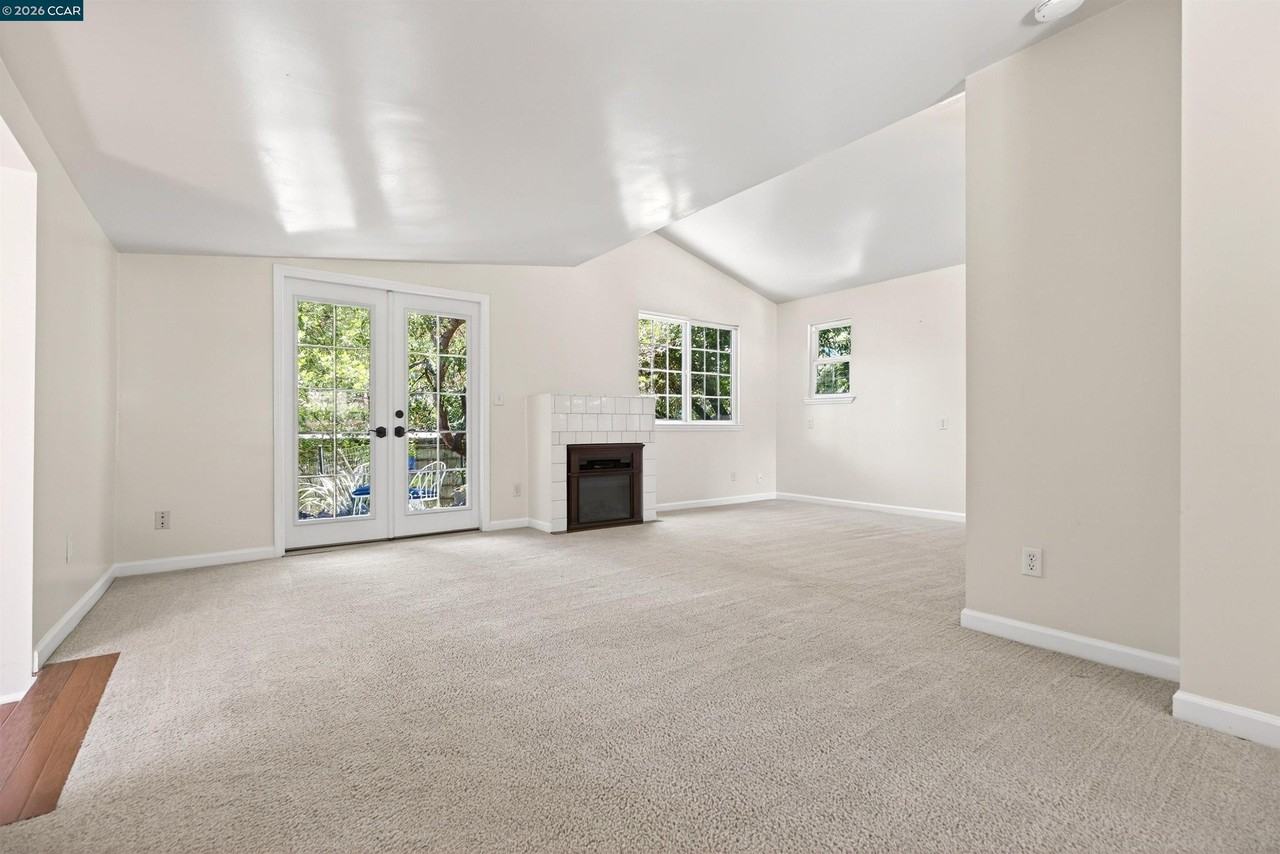 16 El Rincon - Photo 5 of 22