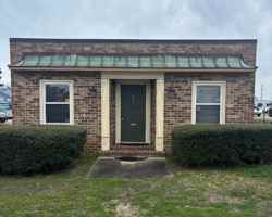 featured image of 825 1st Ave N