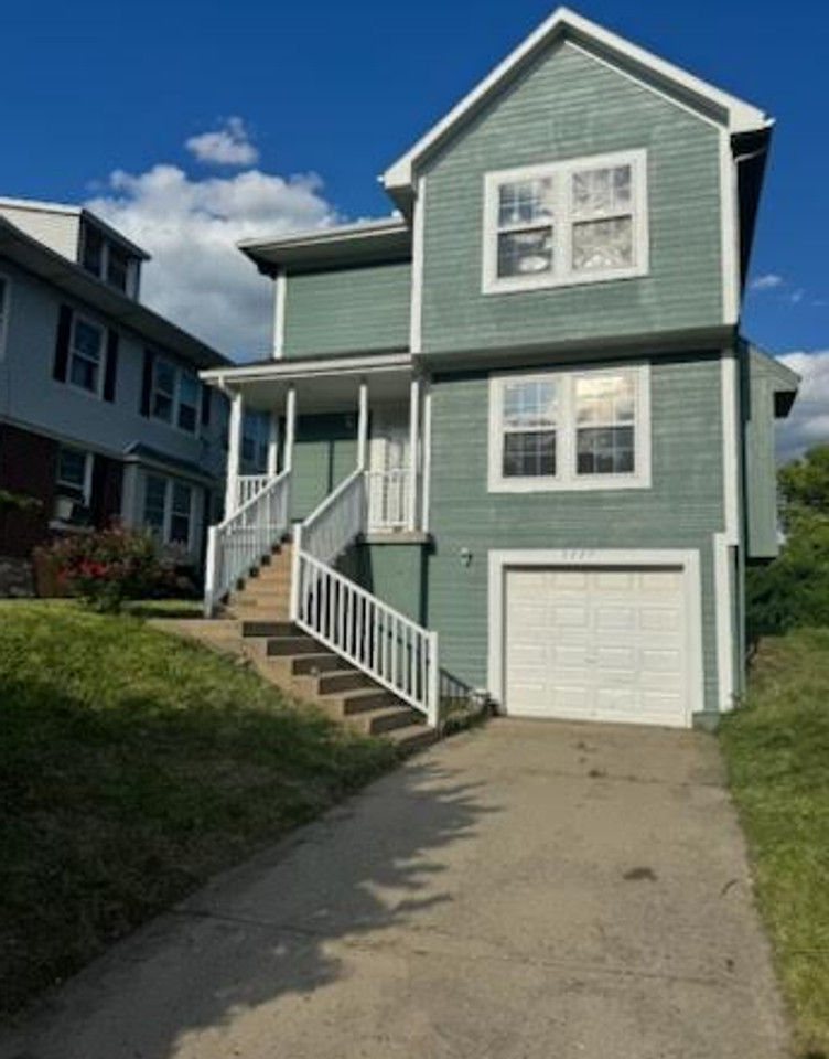 3227 Park Ave - Photo 2 of 23