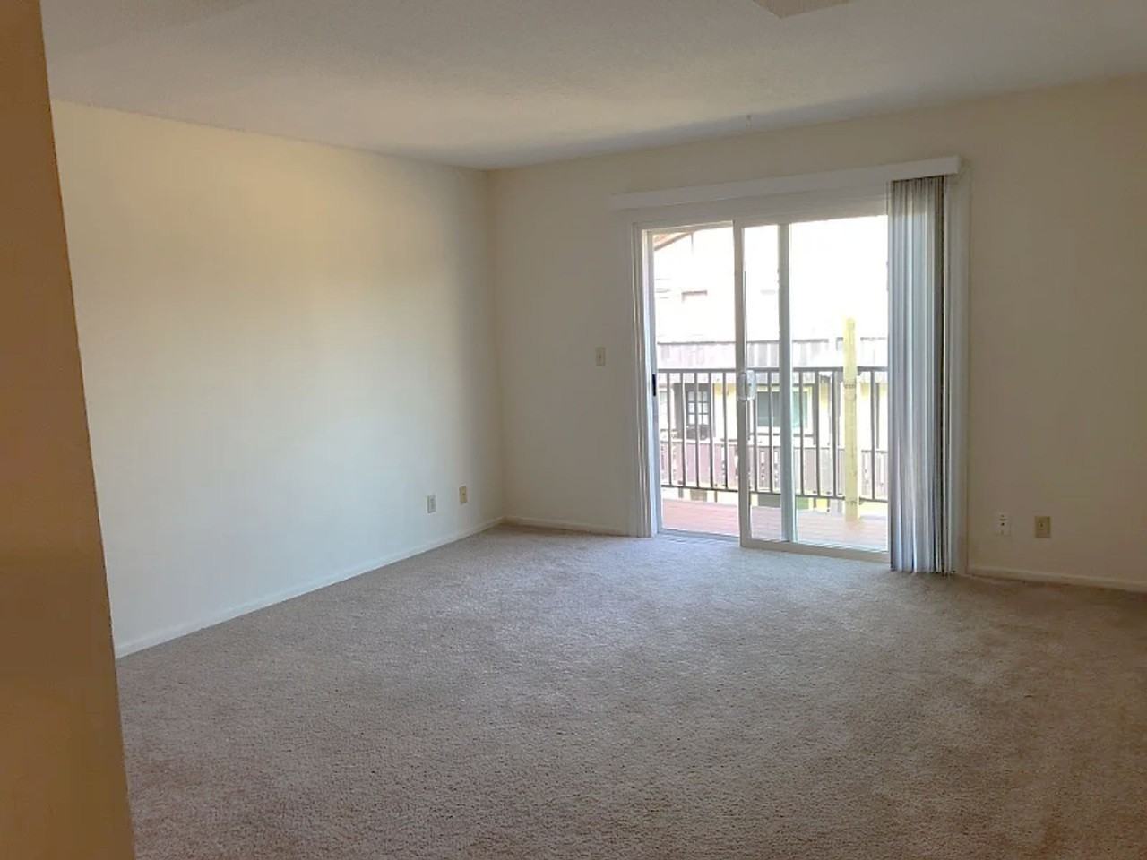 2 Bedroom 1 Bath apartment in Ankeny IA - Photo 2 of 6