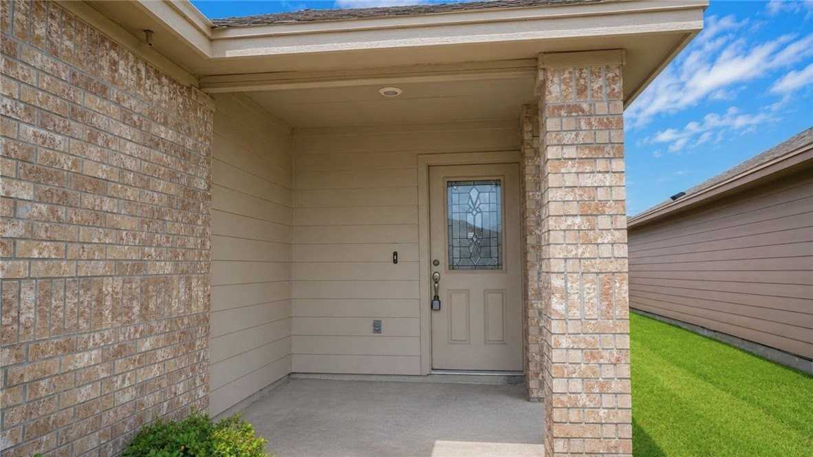 1258 Breebry Dr - Photo 3 of 19