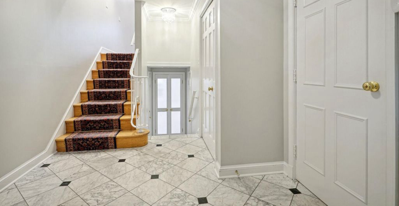 109 Princess St - Photo 2 of 25