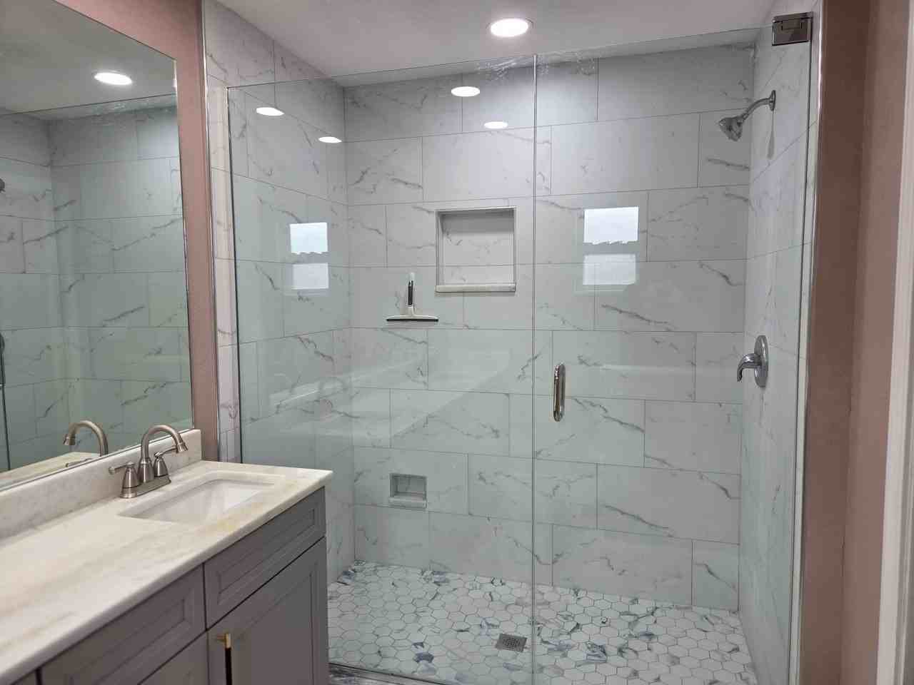 8036 25th Ave N - Photo 3 of 30