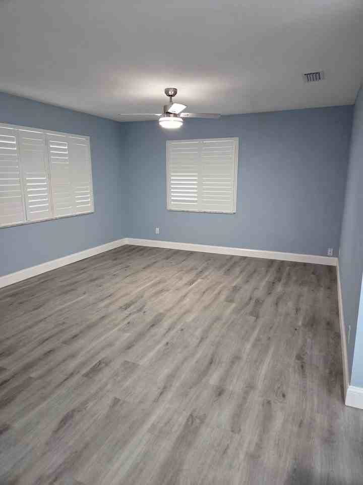 8036 25th Ave N - Photo 6 of 30