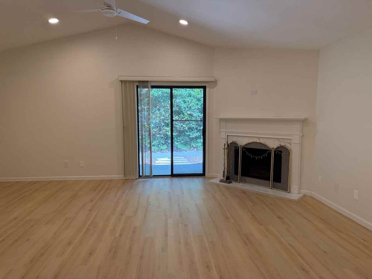 96 Mathews Dr #55 - Photo 7 of 27