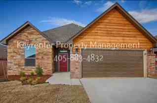 8409 Nw 140th St - Photo 1 of 1