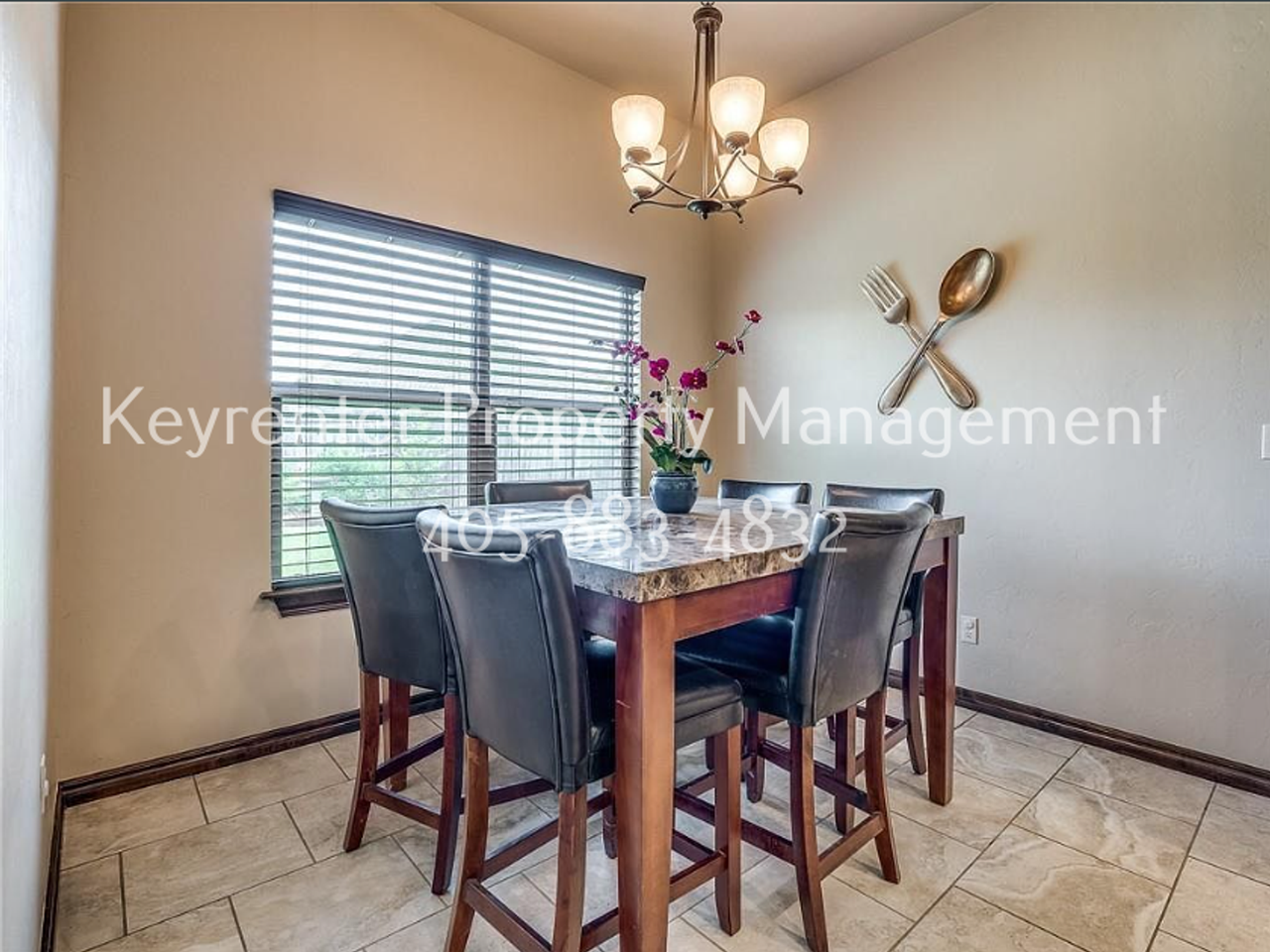 8409 Nw 140th St - Photo 6 of 31