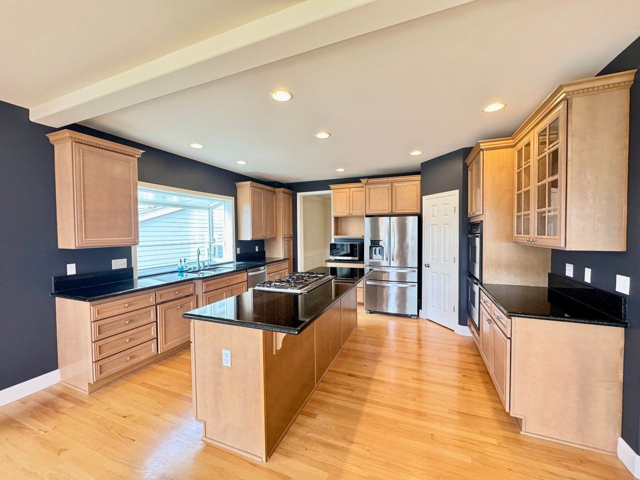 8310 Ne 187th Way - Photo 4 of 20
