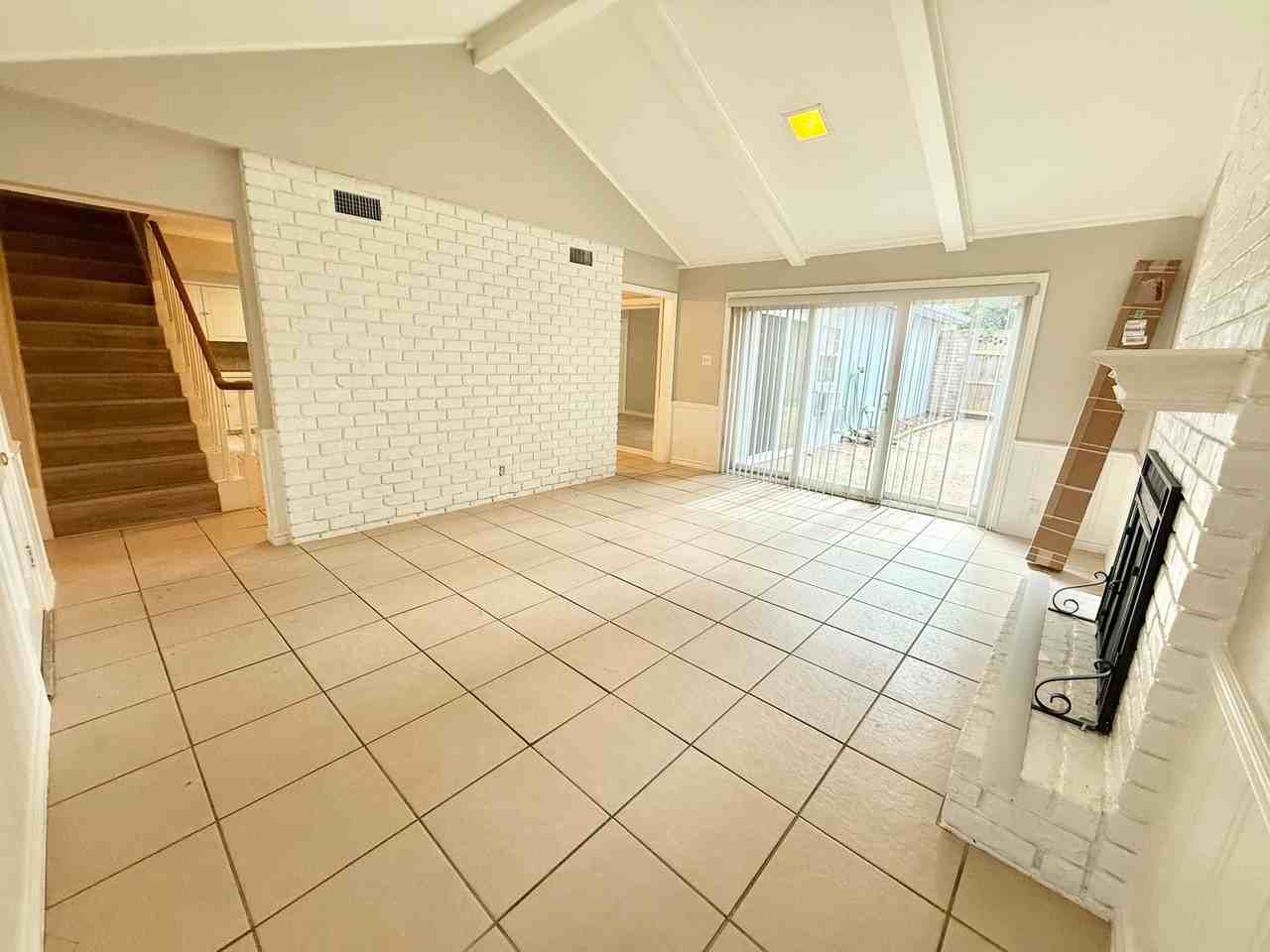 3711 Colony Park Dr - Photo 2 of 26