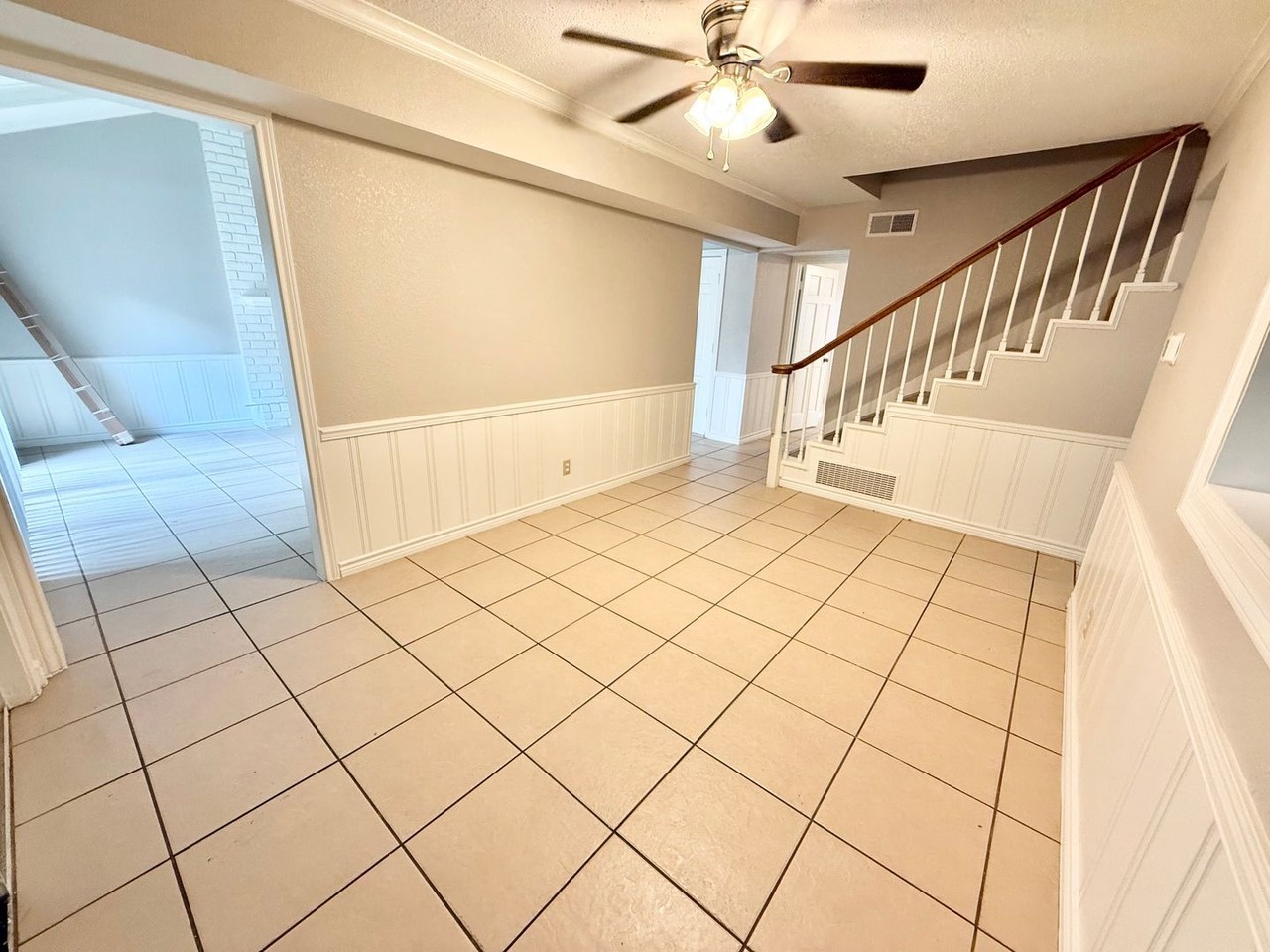 3711 Colony Park Dr - Photo 4 of 26