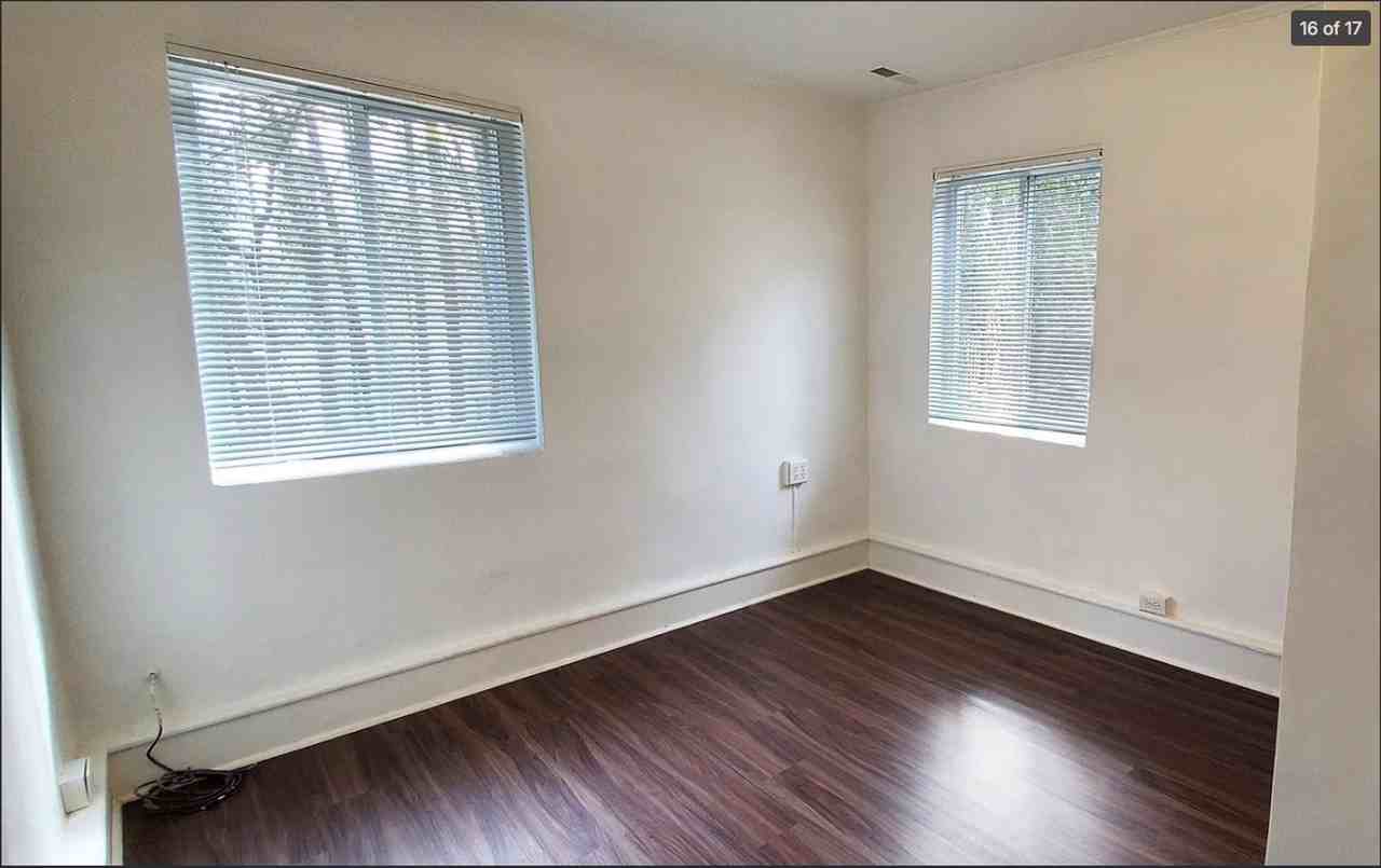 111 Barclay Rd - Photo 7 of 12