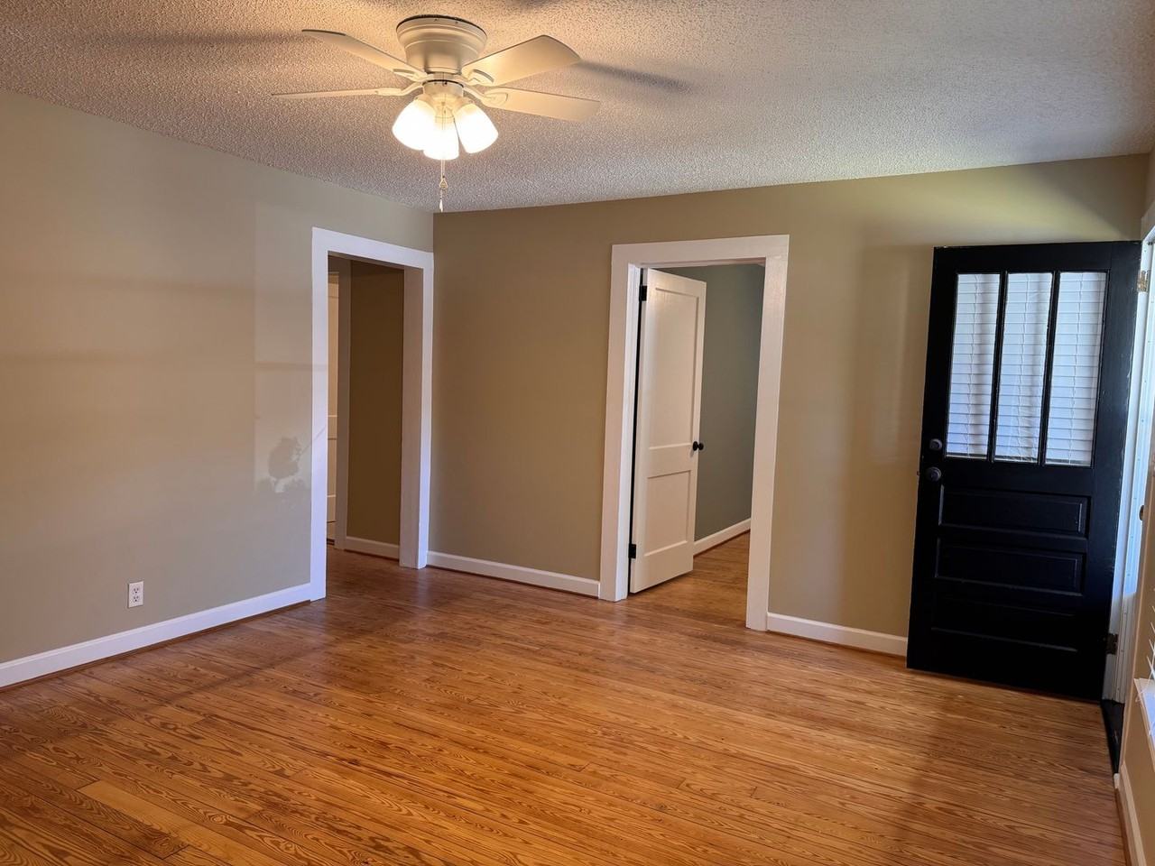 333 Foust St - Photo 3 of 23