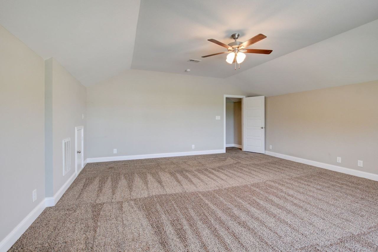 677 Battery Ct - Photo 6 of 50