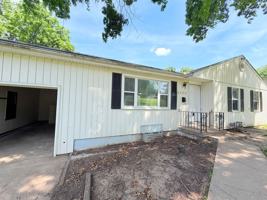 featured image of 5403 Booth Ave