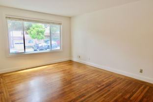 109A - Photo 1 of 1