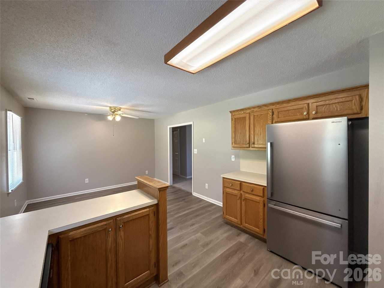 3211 Karen Ln - Photo 5 of 17