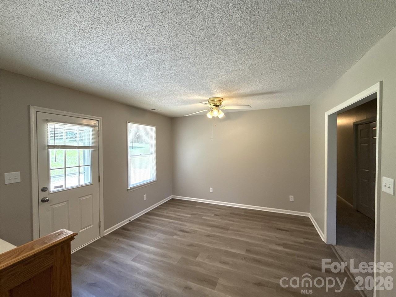 3211 Karen Ln - Photo 7 of 17