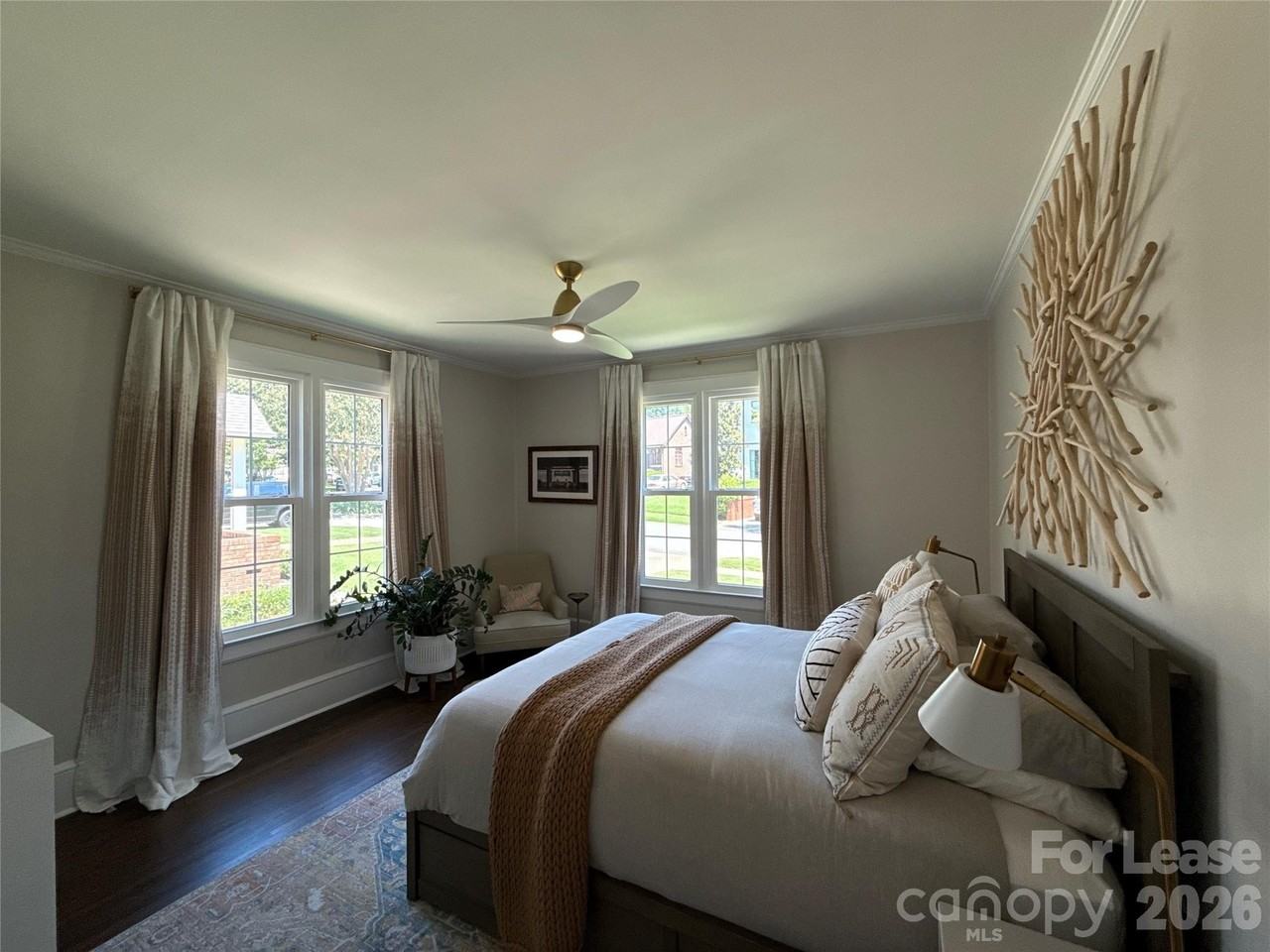 2016 Lombardy Cir - Photo 7 of 29