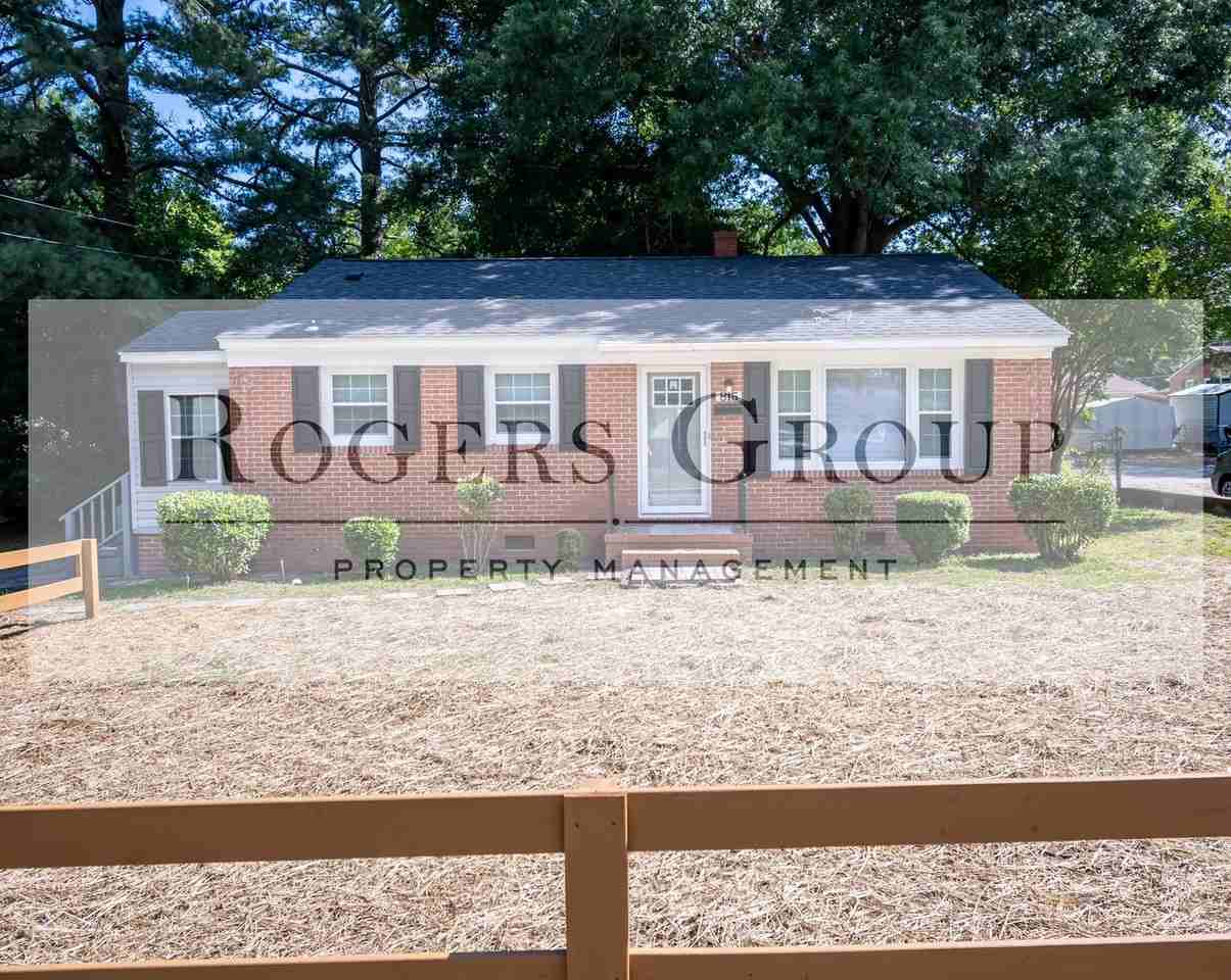 815 Eastway Dr