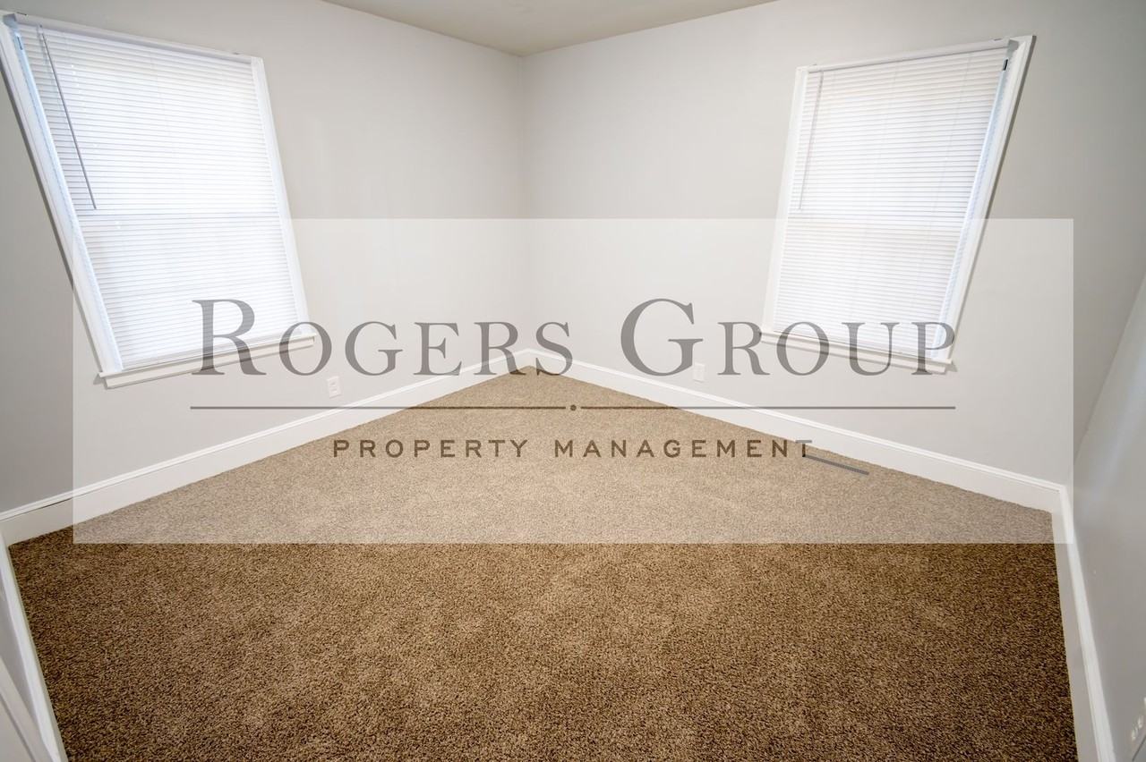 815 Eastway Dr - Photo 5 of 8