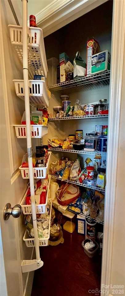 880 Summerlake Dr - Photo 6 of 34